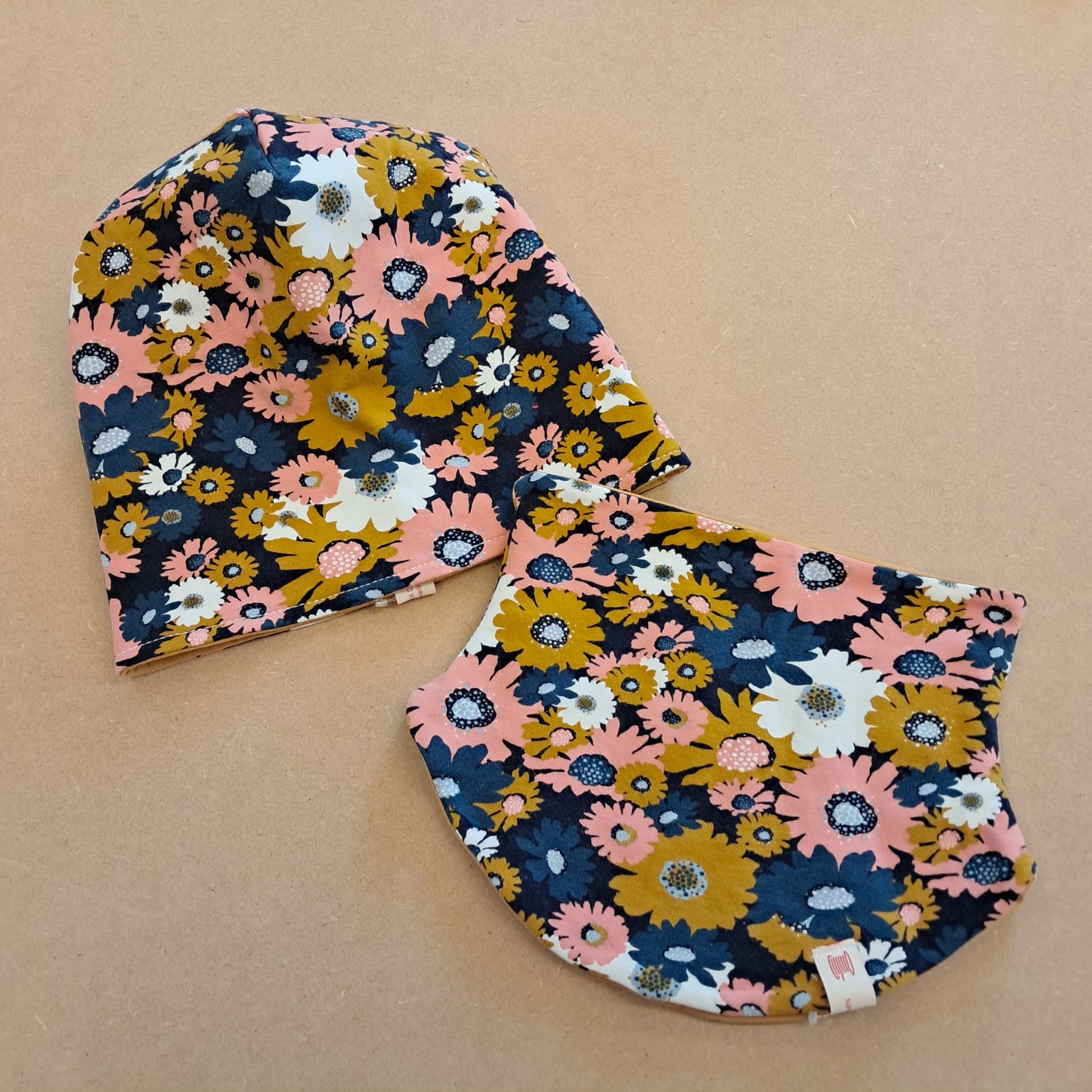 Set: Beanie und Loop KU 54/58