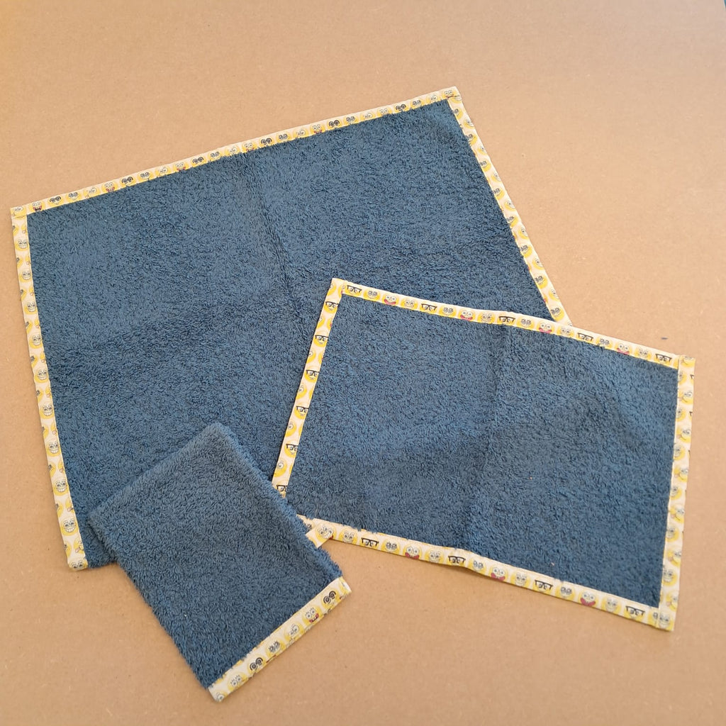 Set: Handtuch 50 x 80 cm, Tischserviette 25 x 25 cm und Waschlappen